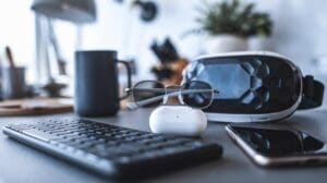 Collection of tech gifts and gadgets.