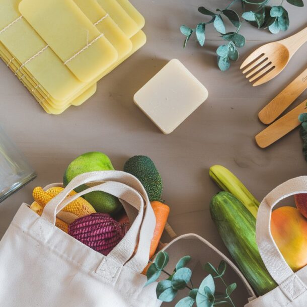 How to use less plastic - sustainable living tips